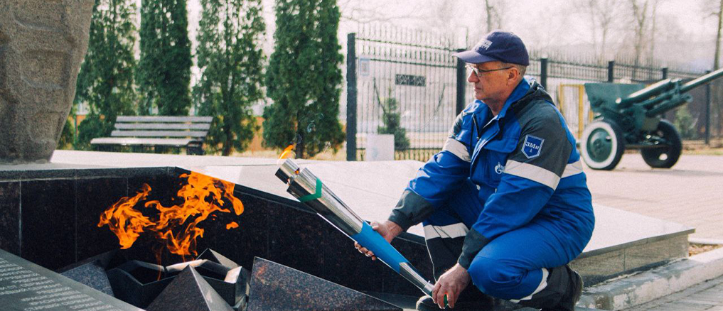 «Газпром газораспределение Самара» провёл техническое обслуживание мемориала Вечного огня в Жигулёвске